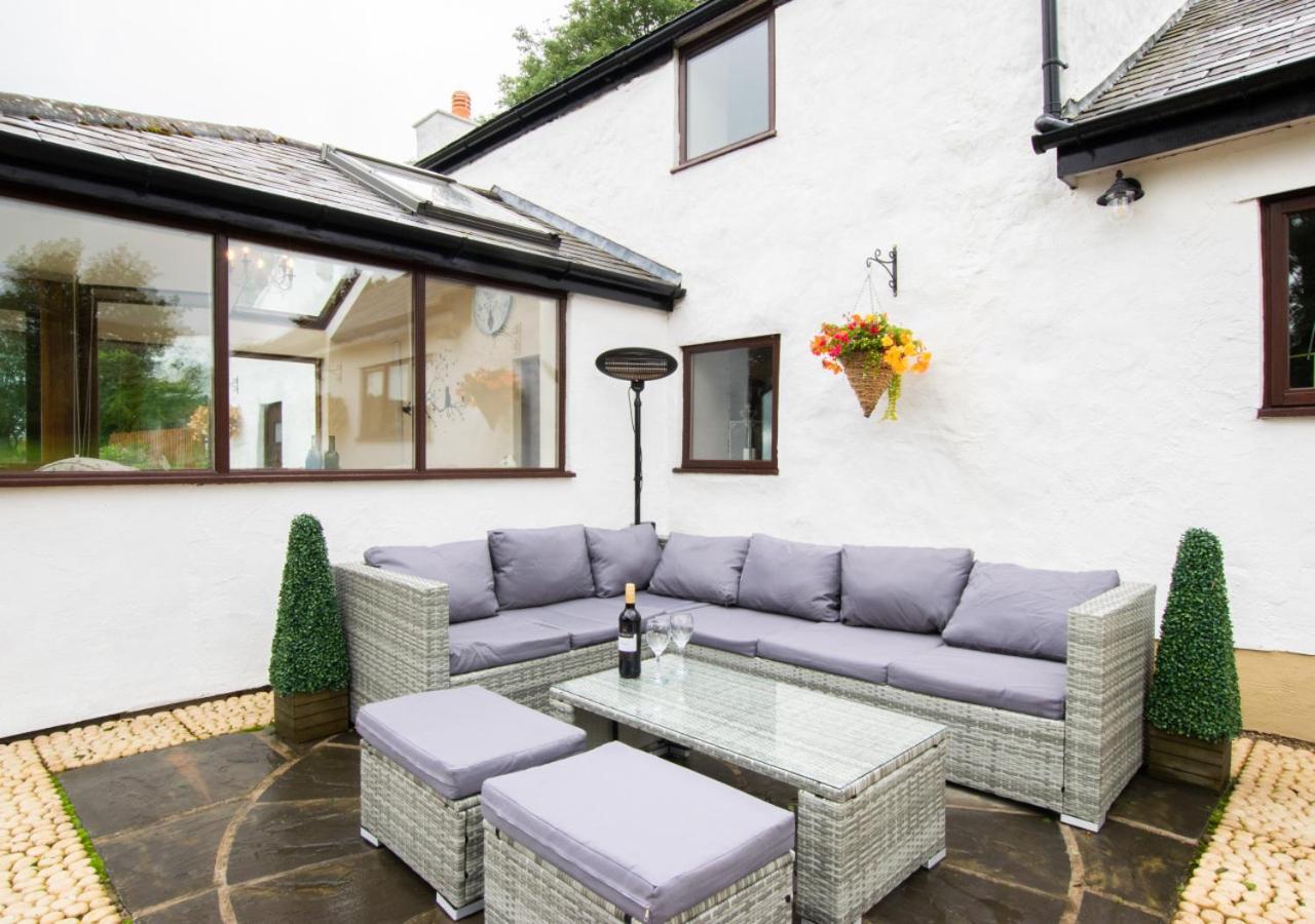 Top Y Nant Mold Exterior photo